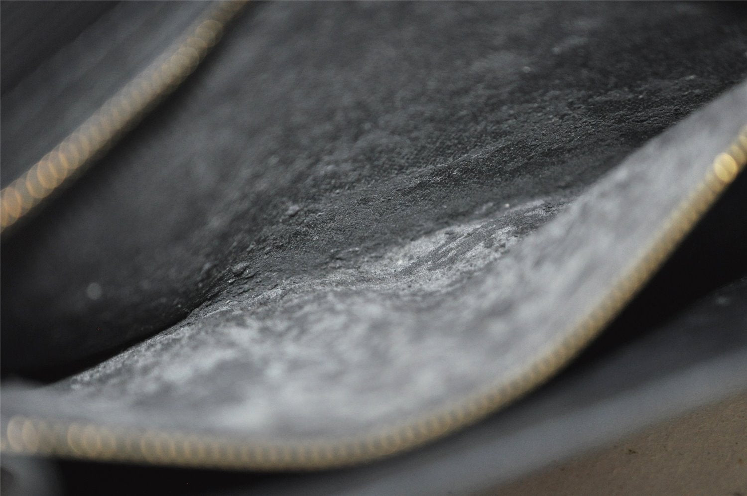 Authentic Louis Vuitton Epi Arts Deco Clutch Hand Bag Black M52632 LV 8443I