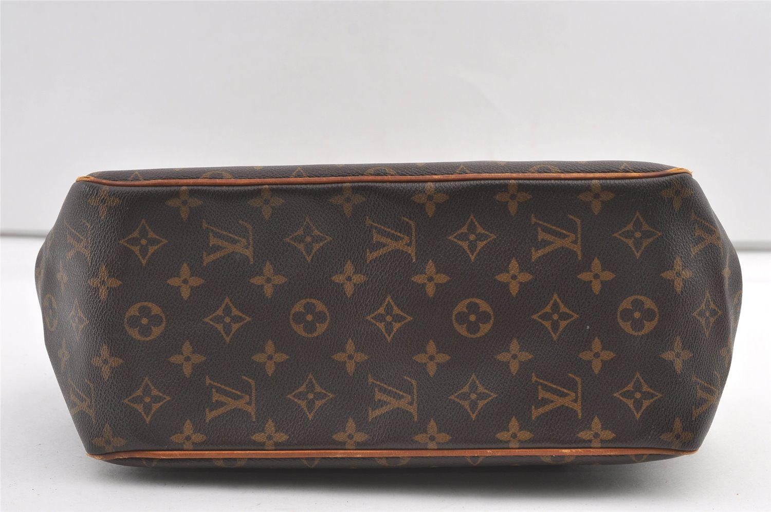 Authentic Louis Vuitton Monogram Batignolles Vertical Tote Bag M51153 LV 8444J