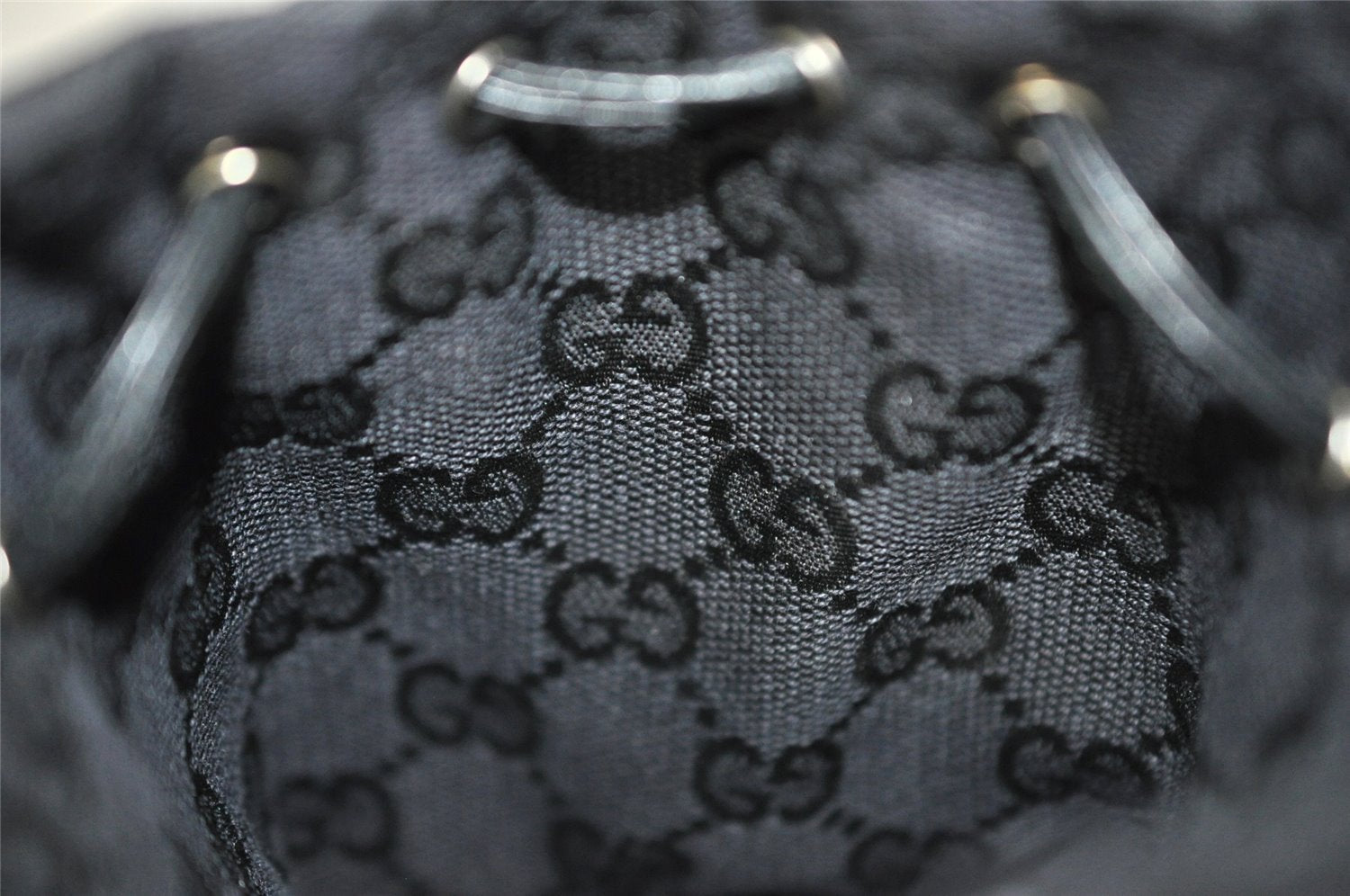 Authentic GUCCI Drawstring Pouch Purse GG Canvas Leather 0391054 Black 8448I