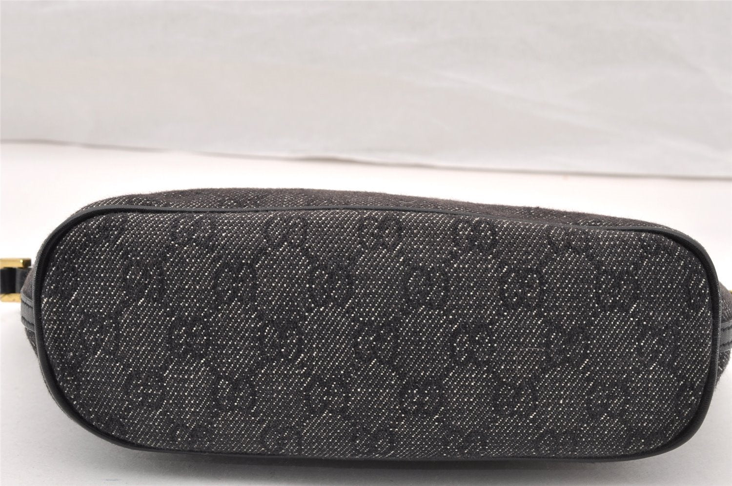 Authentic GUCCI Vintage Hand Bag Pouch Purse GG Canvas Leather 07198 Black 8449I