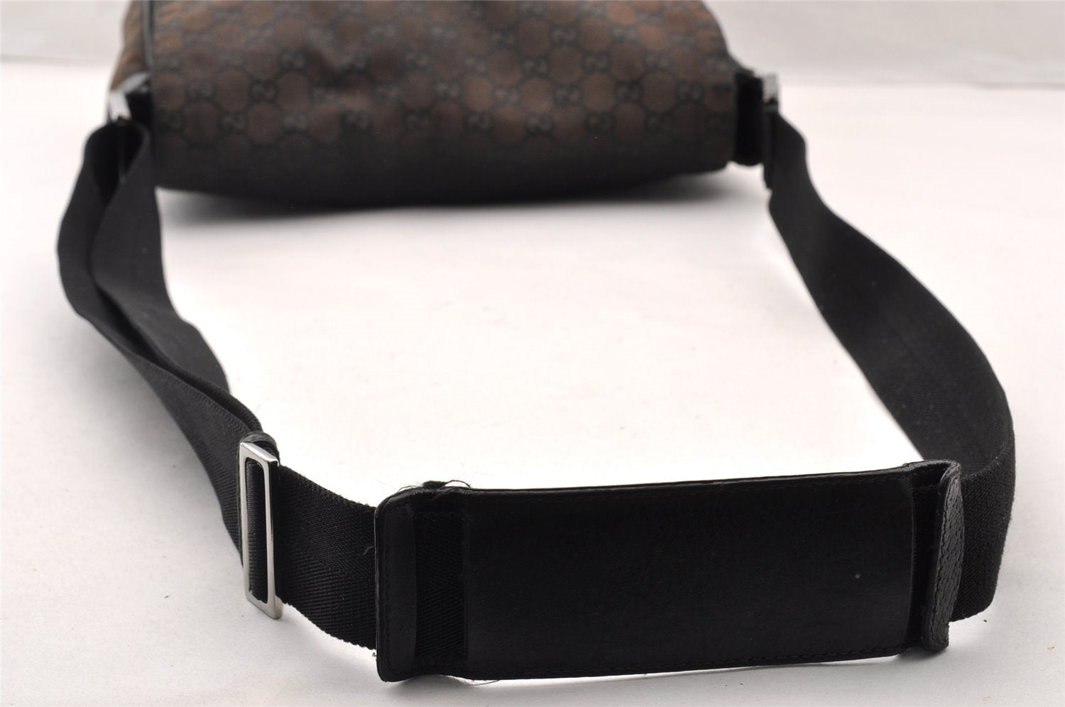 Authentic GUCCI Shoulder Cross Body Bag GG Canvas Leather 146236 Black 8451I