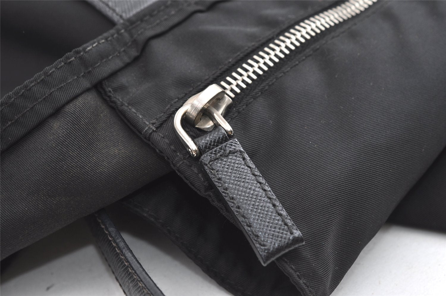 Authentic PRADA Vintage Nylon Tessuto Leather Shoulder Tote Bag Black 8457J