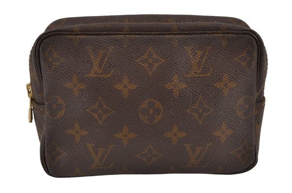 Auth Louis Vuitton Monogram Trousse Toilette 18 Clutch Hand Bag Old Model 8459J
