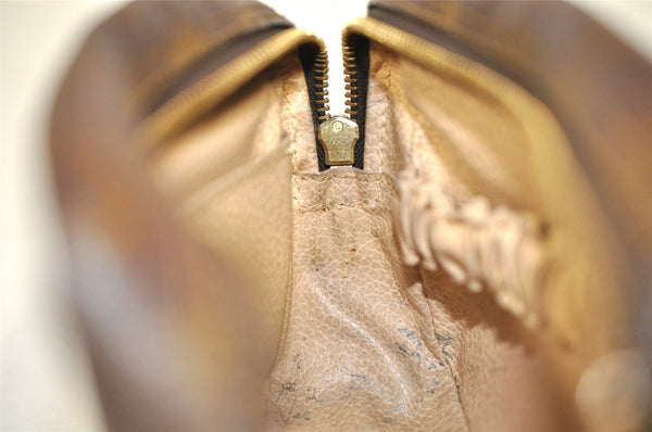 Auth Louis Vuitton Monogram Trousse Toilette 18 Clutch Hand Bag Old Model 8459J