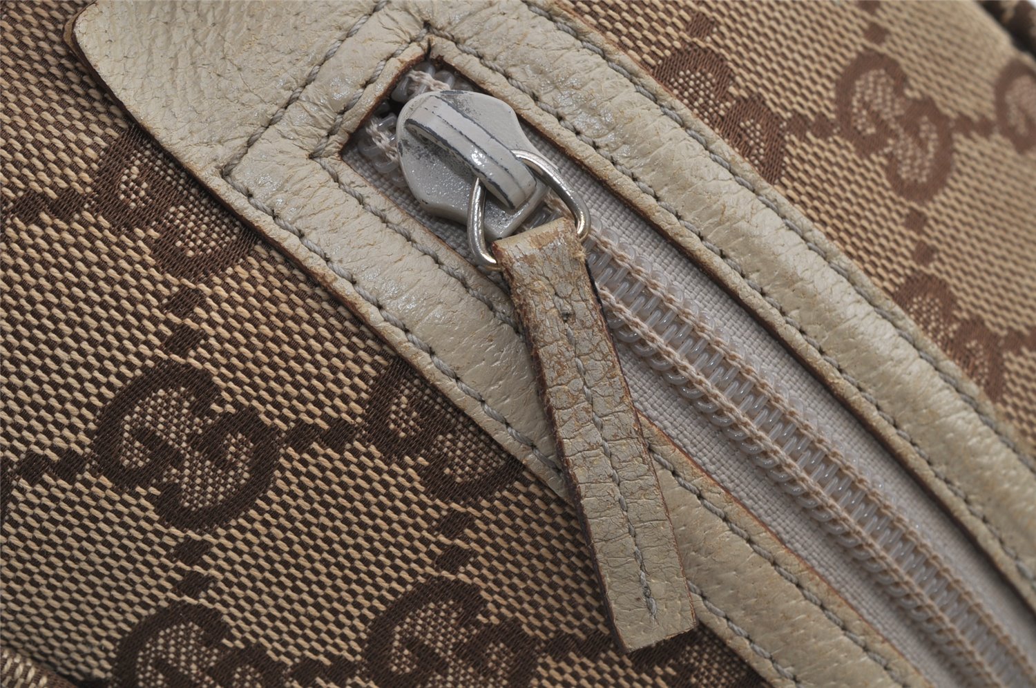 Authentic GUCCI Vintage Hand Bag Purse GG Canvas Leather 124542 Brown 8463J