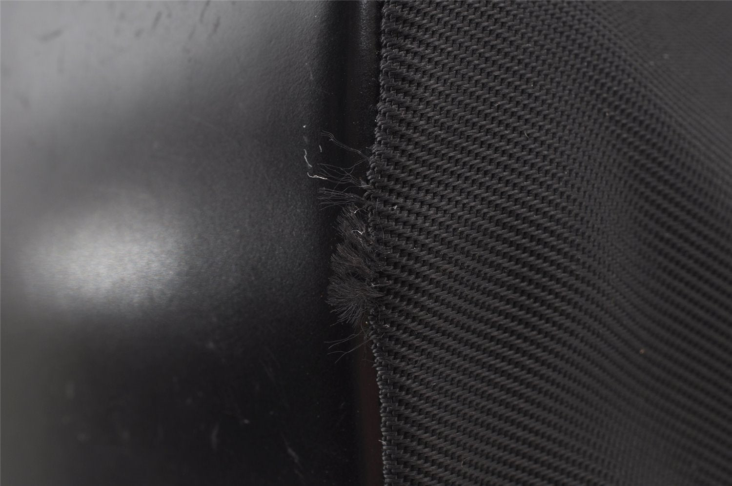 Authentic GUCCI Bamboo Vintage Shoulder Hand Bag Purse Nylon Leather Black 8464I