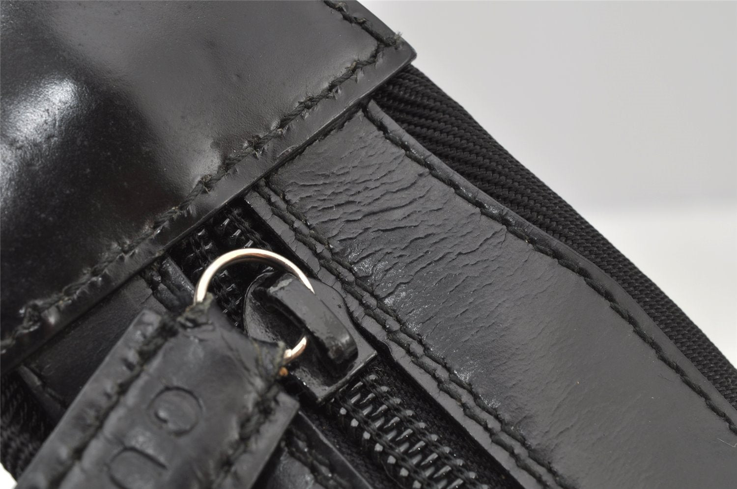 Authentic GUCCI Bamboo Vintage Shoulder Hand Bag Purse Nylon Leather Black 8464I