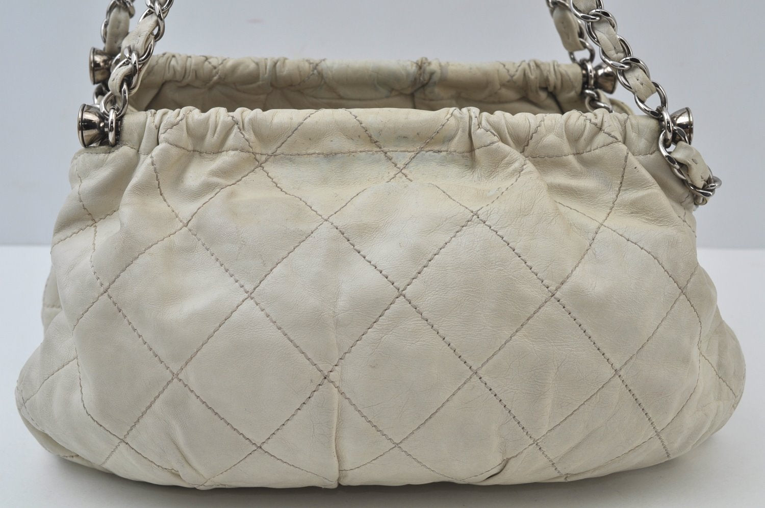 Authentic CHANEL Calf Skin Matelasse Chain Shoulder Bag Purse White CC 8468G