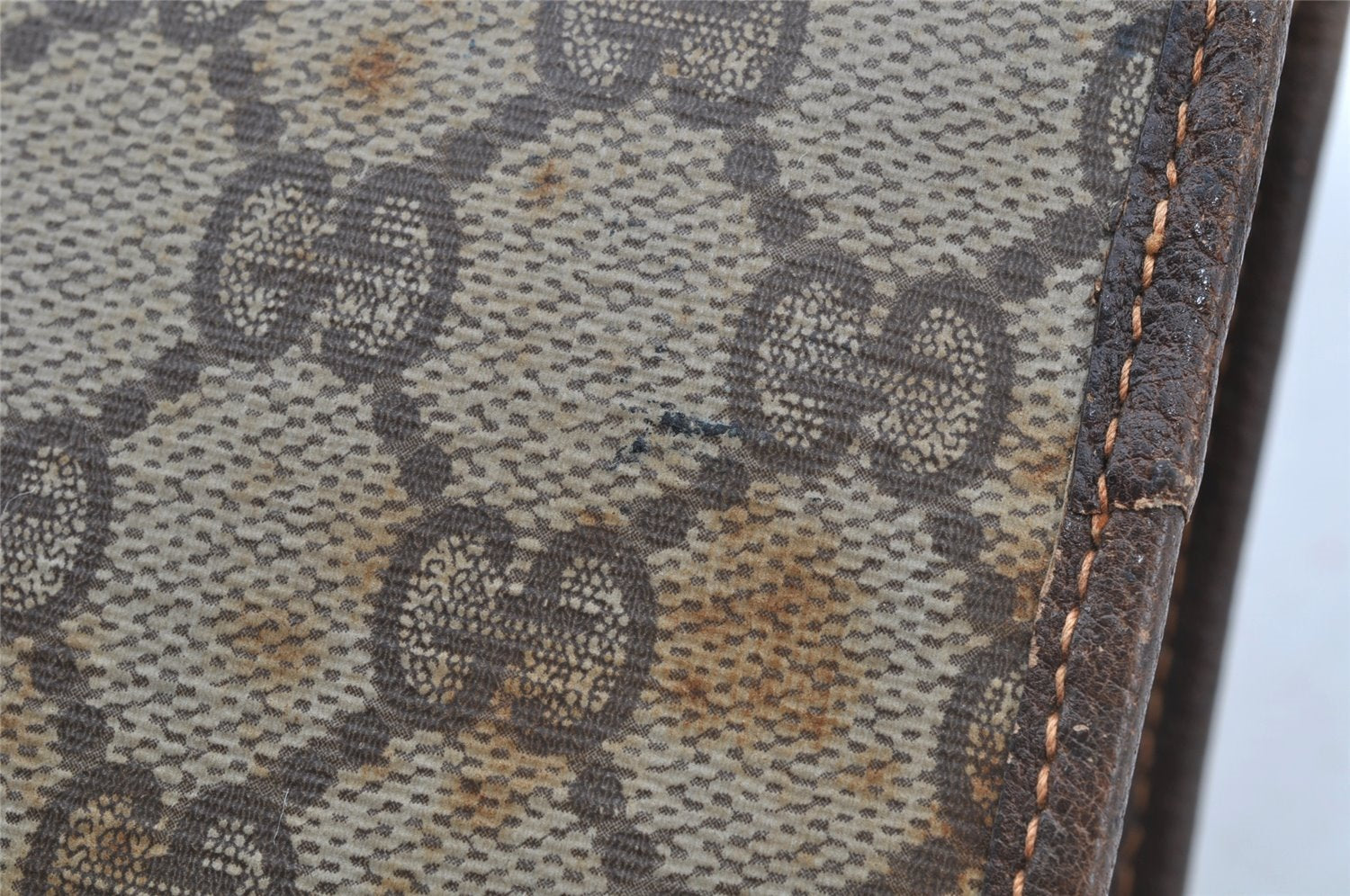 Authentic GUCCI Vintage Clutch Hand Bag Purse GG PVC Leather Brown 8469I