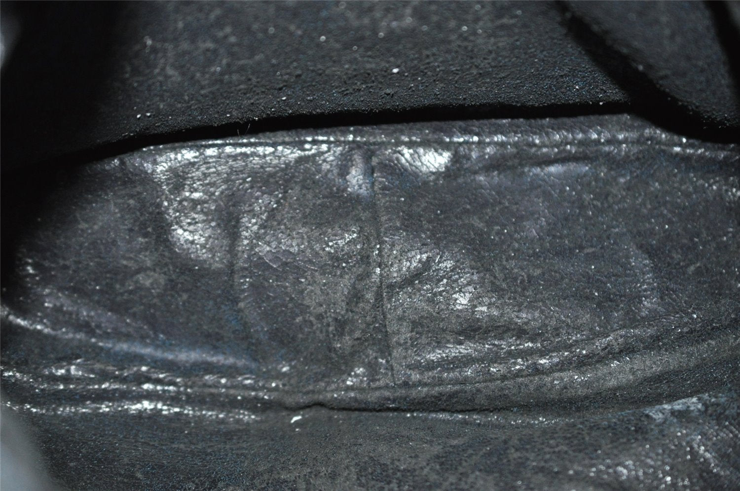 Authentic GUCCI Vintage Bamboo Shoulder Hand Bag Suede Leather Navy Junk 8470I