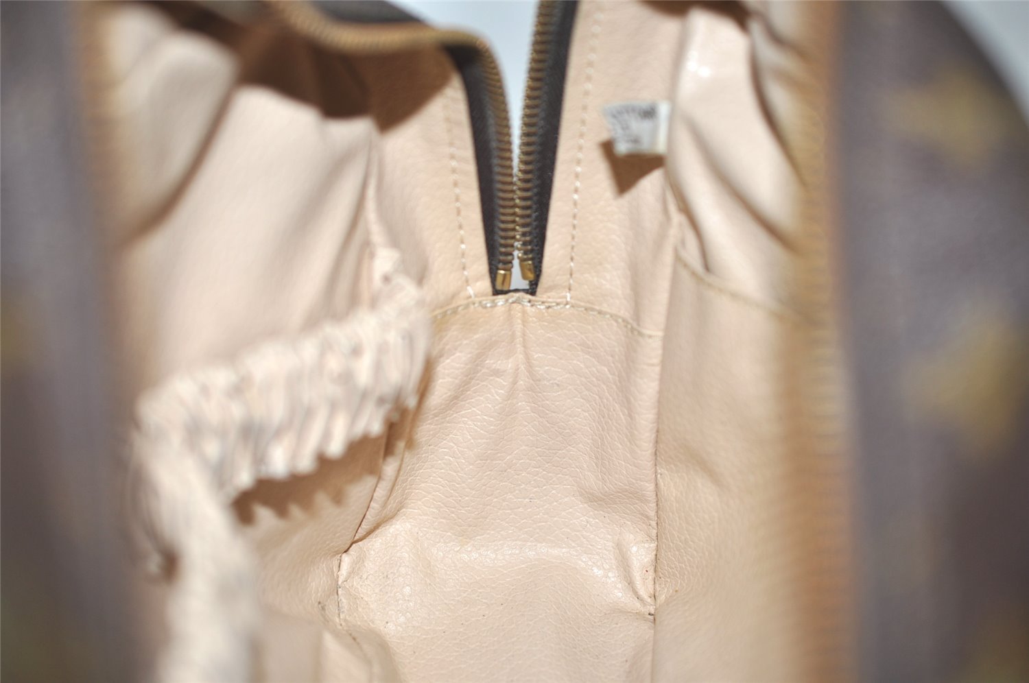 Auth Louis Vuitton Monogram Trousse Toilette 28 Clutch Bag M47522 Junk 8470J