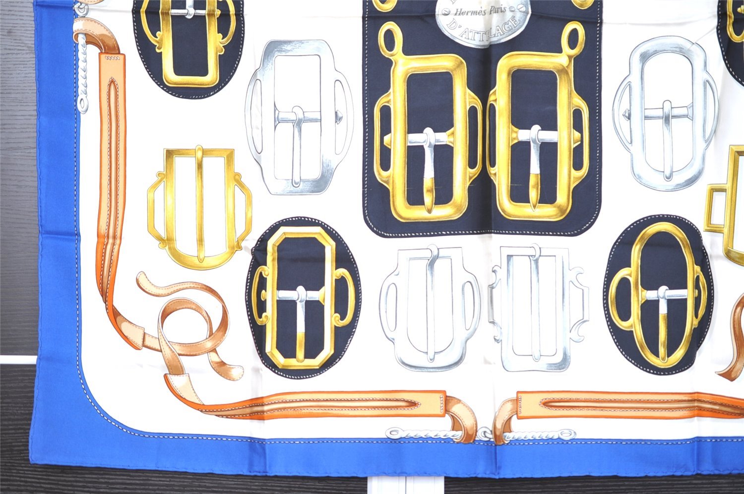 Authentic HERMES Carre 90 Scarf 