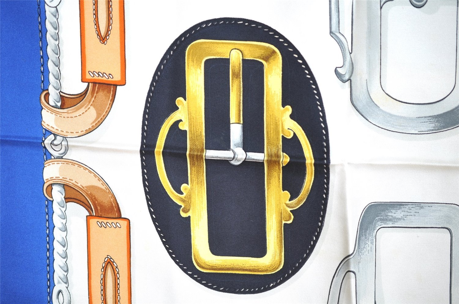 Authentic HERMES Carre 90 Scarf 