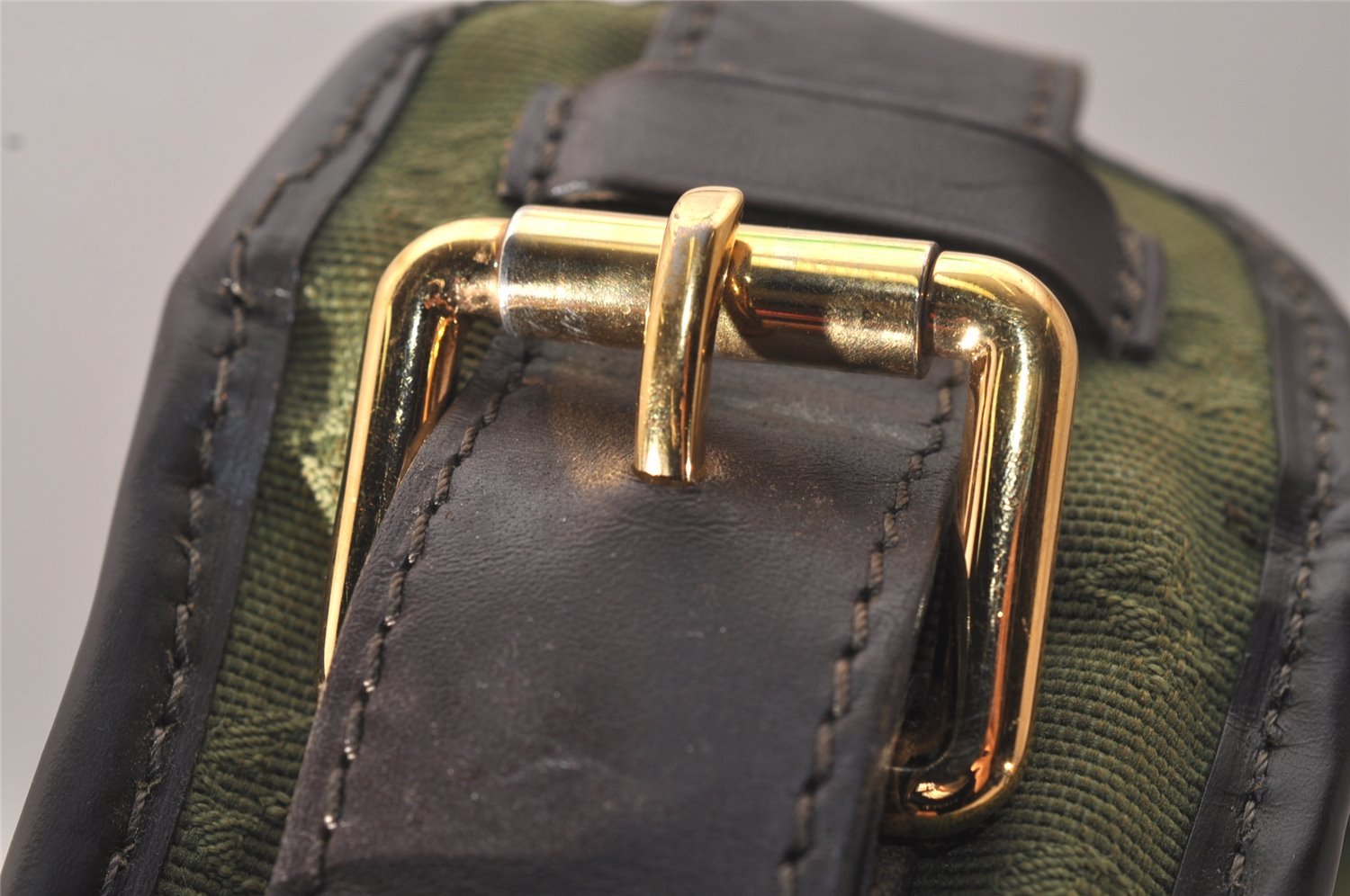 Authentic Louis Vuitton Monogram Mini Besace Mary Kate Shoulder Bag Green 8473J