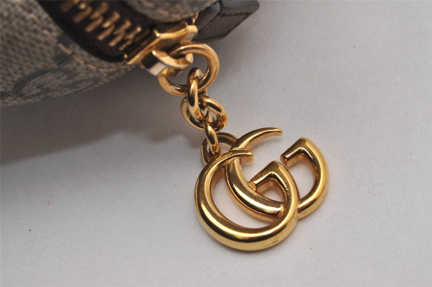 Authentic GUCCI OPHIDIA Pouch Purse GG PVC Leather 548393 Brown Box 8475I