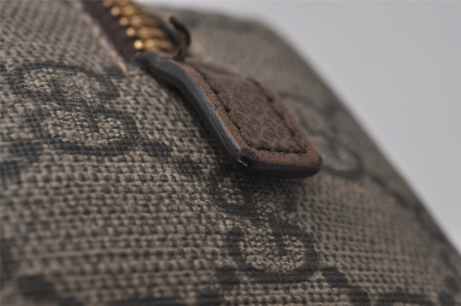 Authentic GUCCI OPHIDIA Pouch Purse GG PVC Leather 548393 Brown Box 8475I