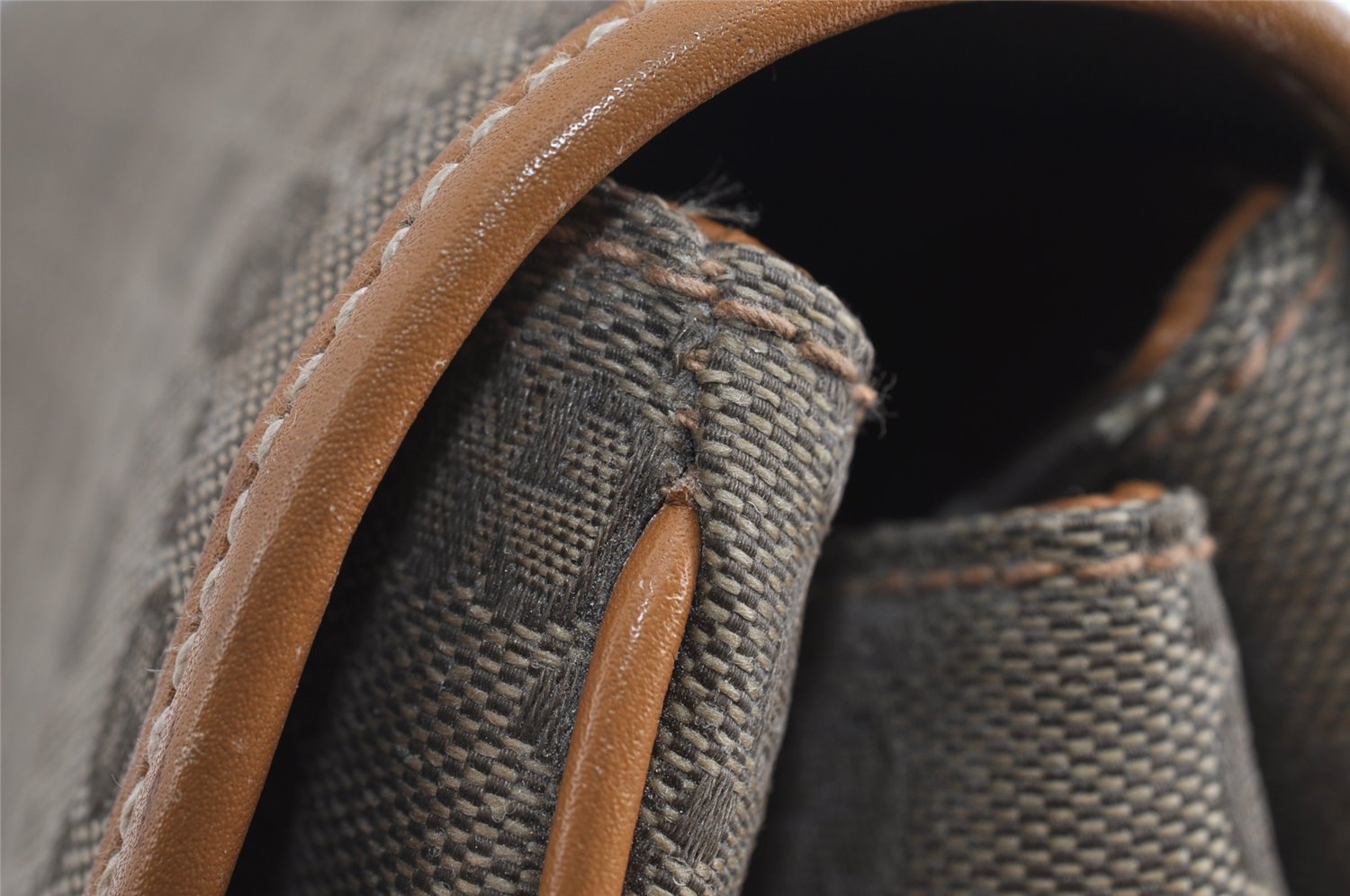 Authentic GUCCI Shoulder Cross Body Bag GG Canvas Leather Khaki Green 8481I