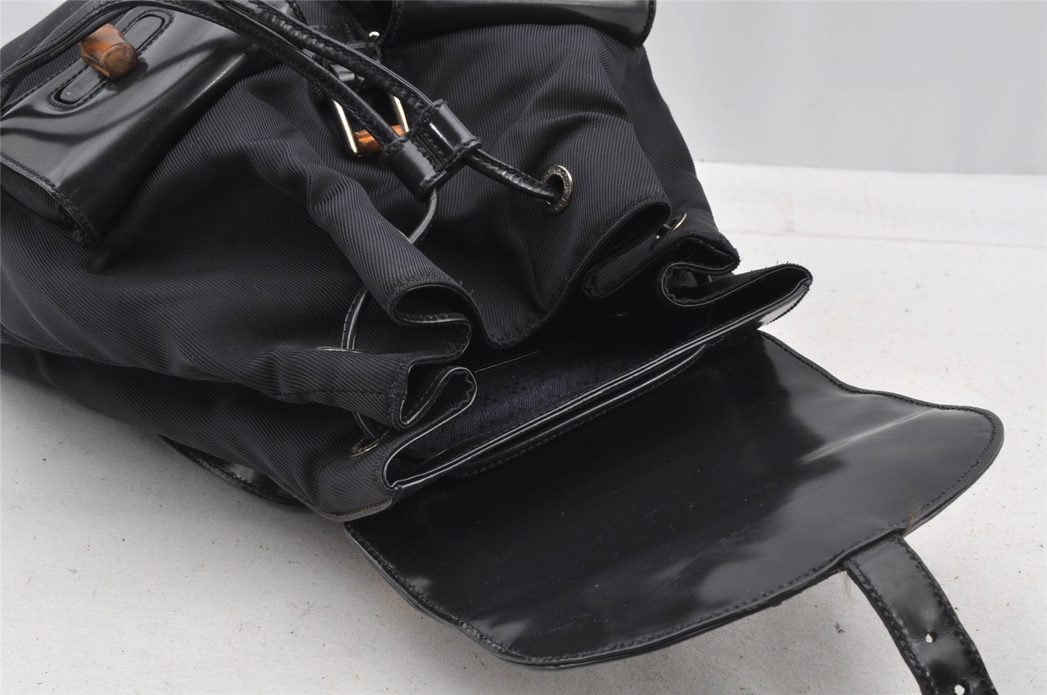 Authentic GUCCI Bamboo Vintage Drawstring Backpack Nylon Leather Black 8487I