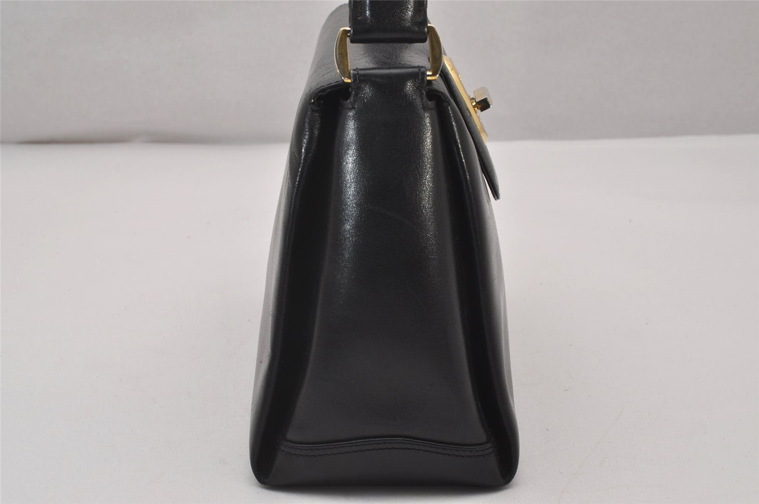 Authentic GUCCI Vintage Shoulder Hand Bag Purse Leather Black 8488I