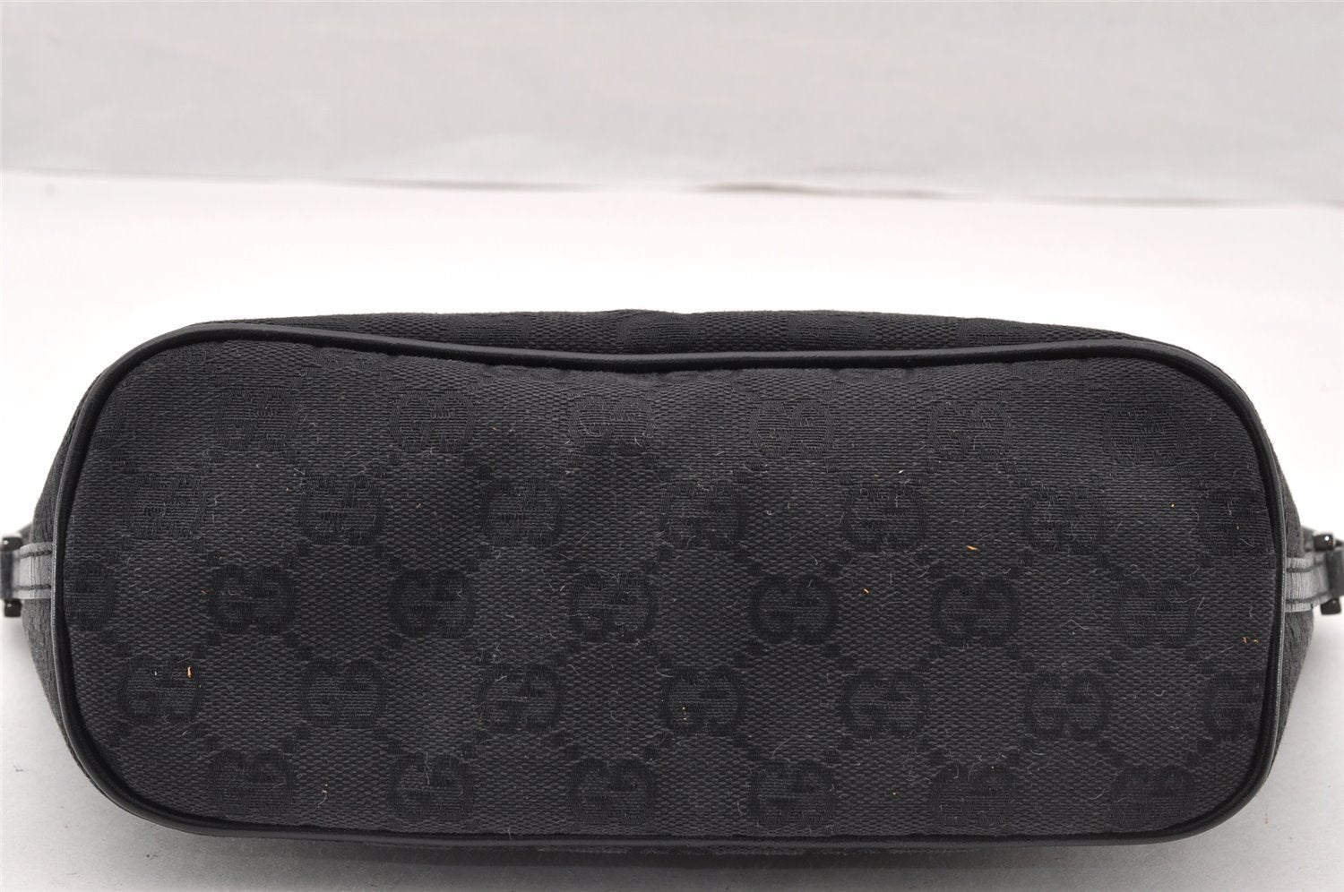 Authentic GUCCI Vintage Hand Bag Pouch Purse GG Canvas Leather 07198 Black 8490I