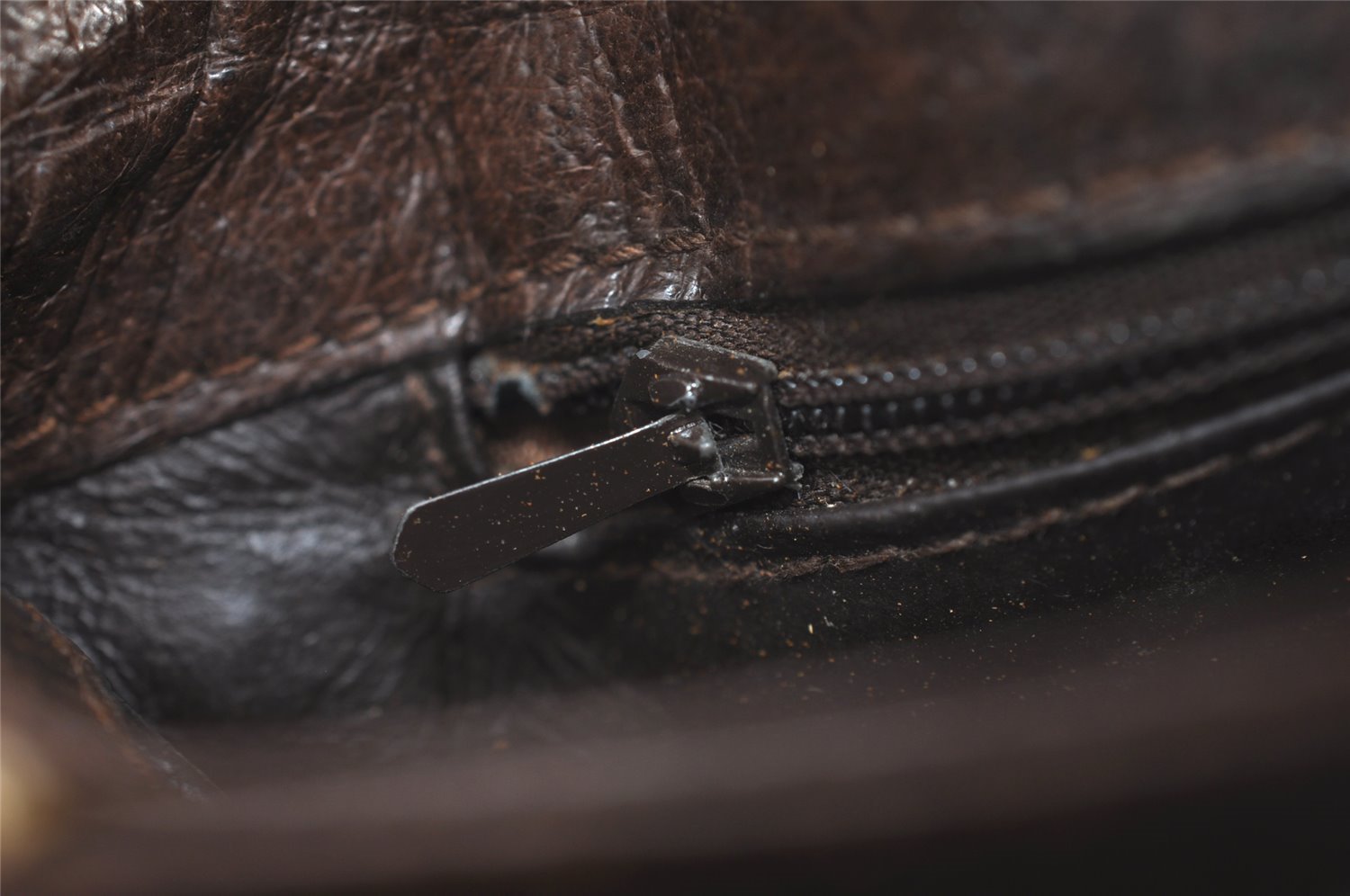 Authentic GUCCI Shoulder Cross Body Bag GG PVC Leather Brown Junk 8491I