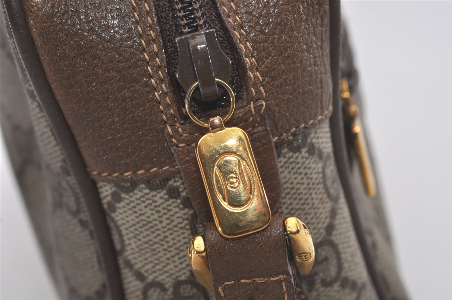 Authentic GUCCI Web Sherry Line Shoulder Cross Bag GG PVC Leather Brown 8492I