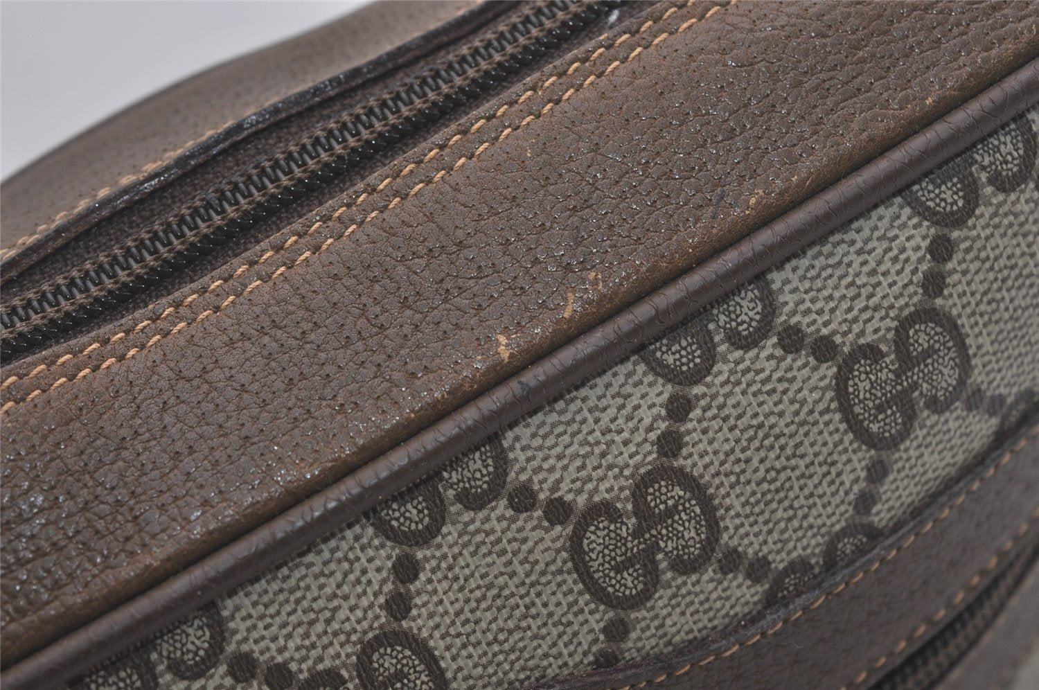 Authentic GUCCI Web Sherry Line Shoulder Cross Bag GG PVC Leather Brown 8492I