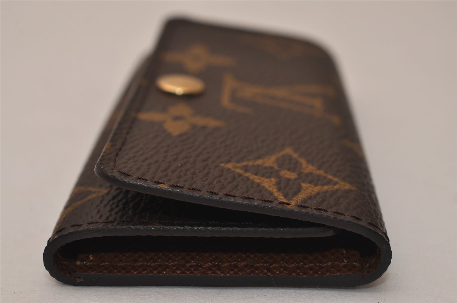 Authentic Louis Vuitton Monogram Multicles 4 Four Hooks Key Case M62631 LV 8496J