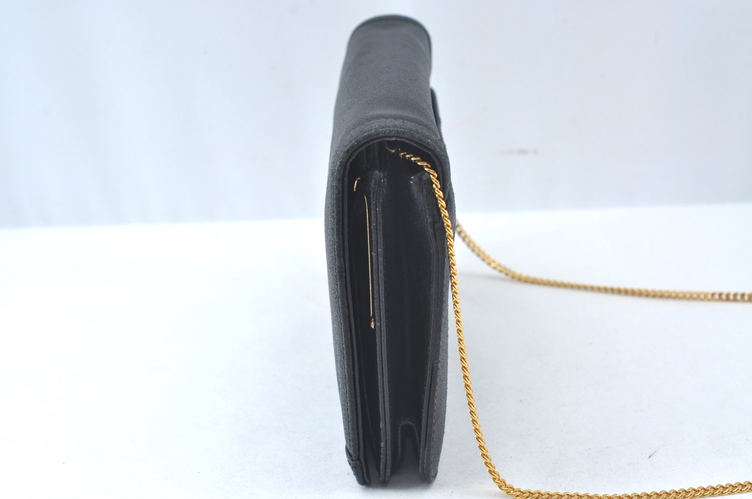 Authentic GIVENCHY Leather Chain Shoulder Cross Body Bag Purse Black 8506H