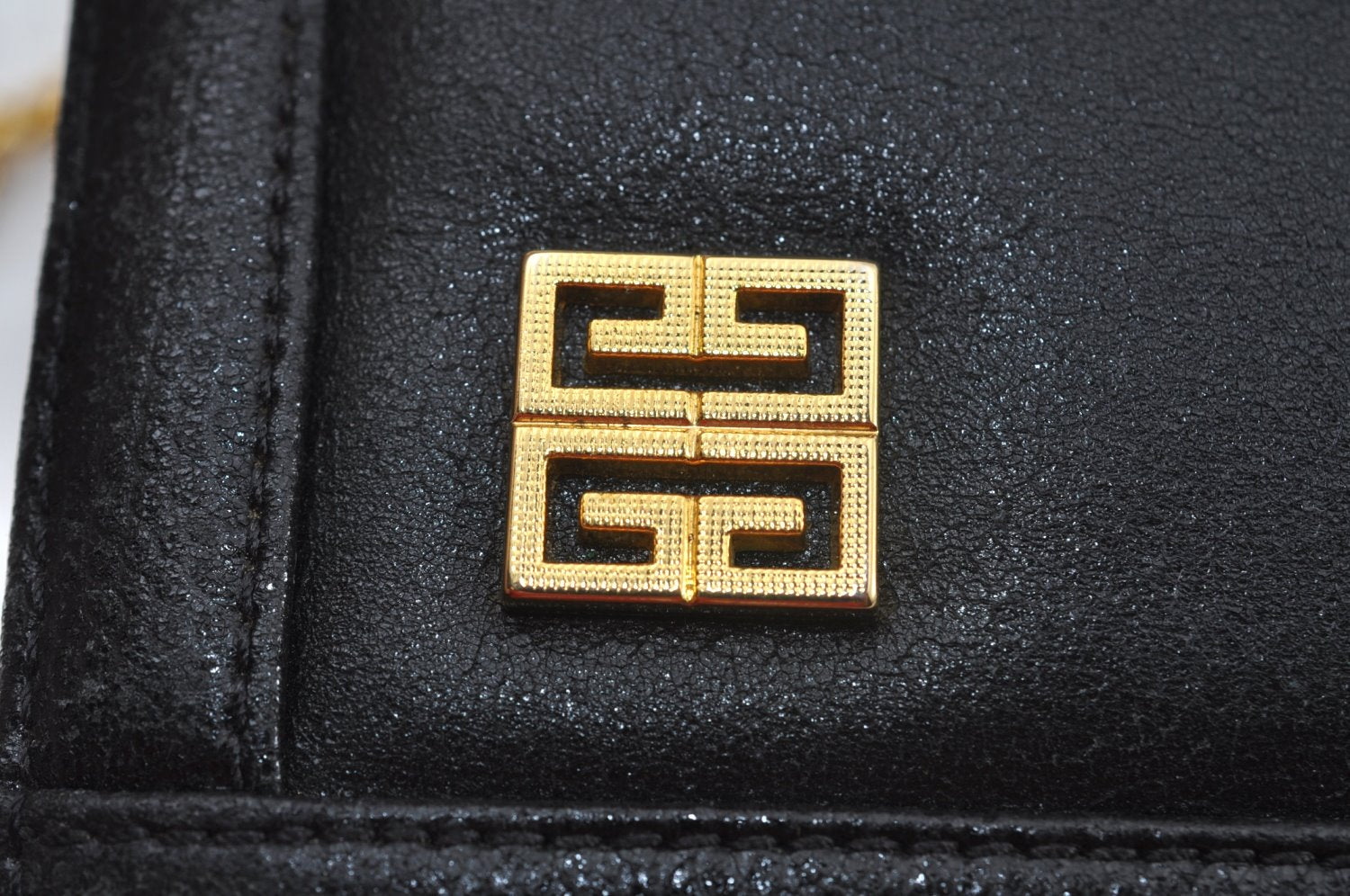 Authentic GIVENCHY Leather Chain Shoulder Cross Body Bag Purse Black 8506H