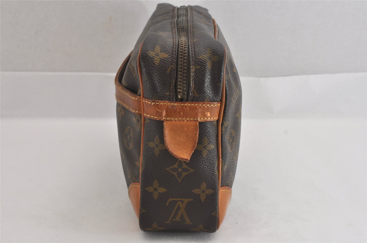 Authentic Louis Vuitton Monogram Compiegne 28 Clutch Hand Bag M51845 LV 8516M
