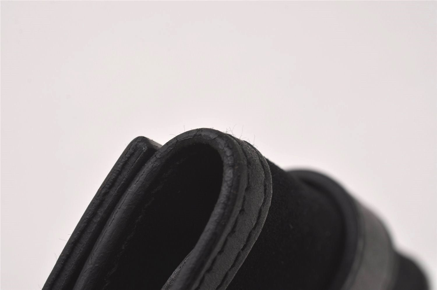 Authentic GUCCI Vintage 6 Hooks Key Case Purse Suede Leather Black 8524I