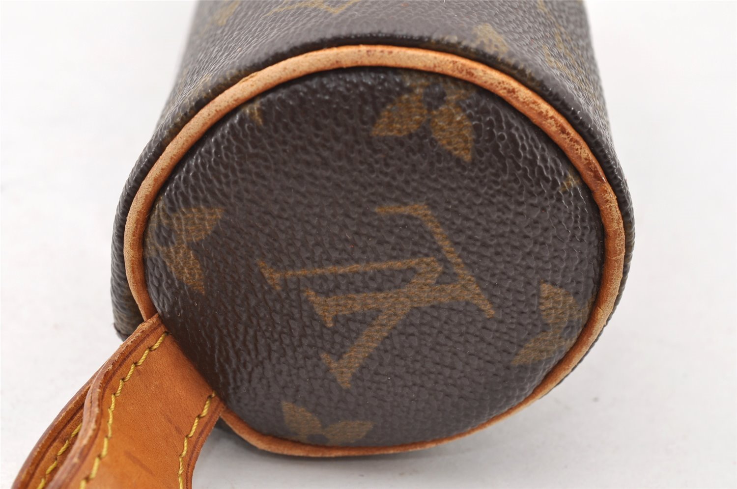 Authentic Louis Vuitton Monogram Trousse Ronde Pen Case Pouch M47630 LV 8526I