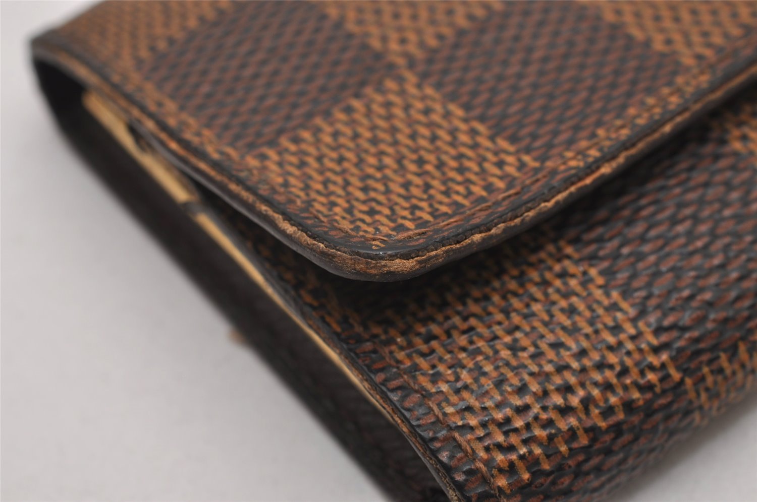 Authentic Louis Vuitton Damier Multicles 6 Key Case Holder N62630 LV 8527I