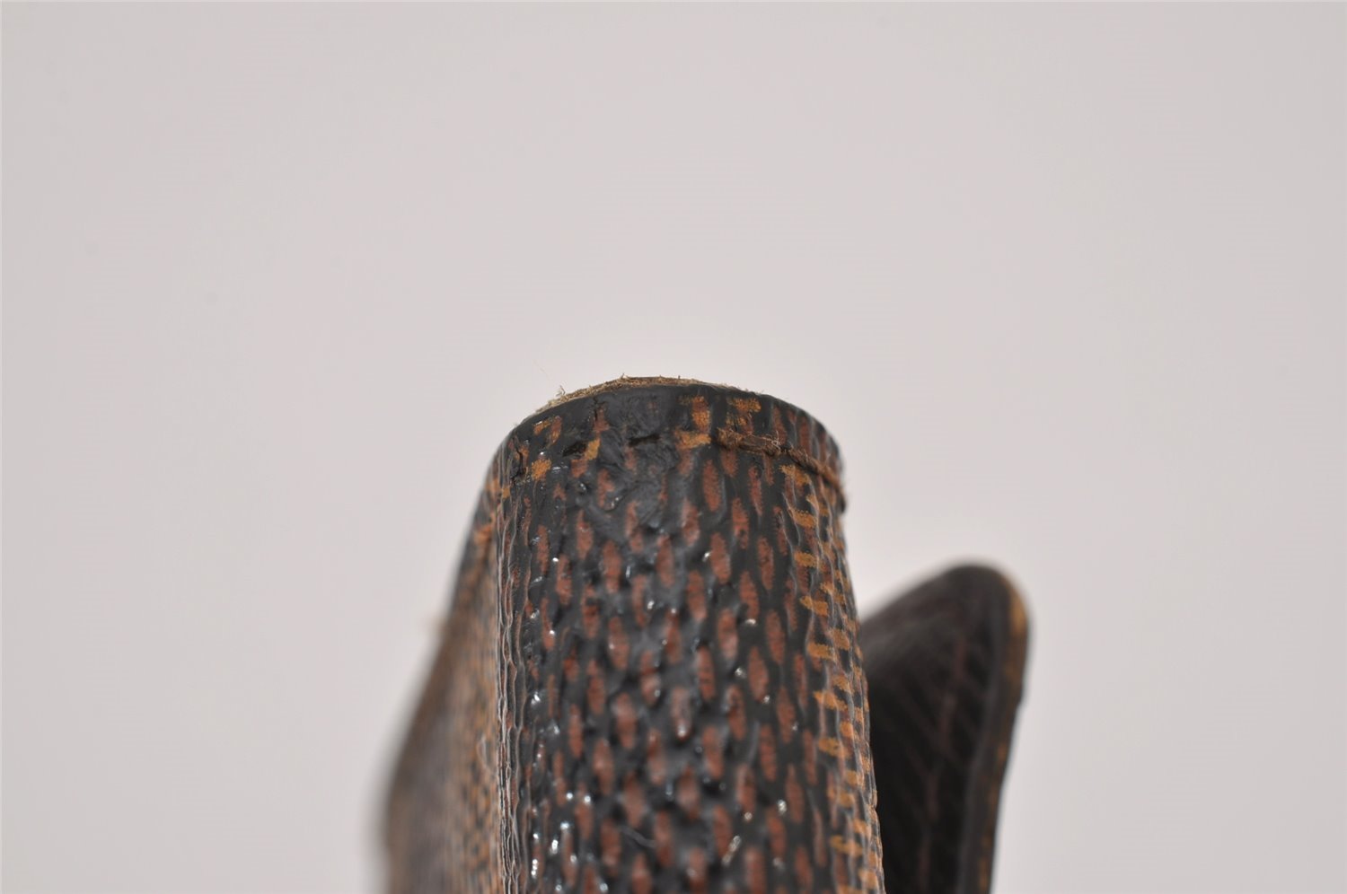 Authentic Louis Vuitton Damier Multicles 6 Key Case Holder N62630 LV 8527I