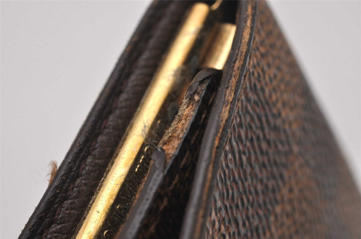 Authentic Louis Vuitton Damier Multicles 6 Key Case Holder N62630 LV 8527I