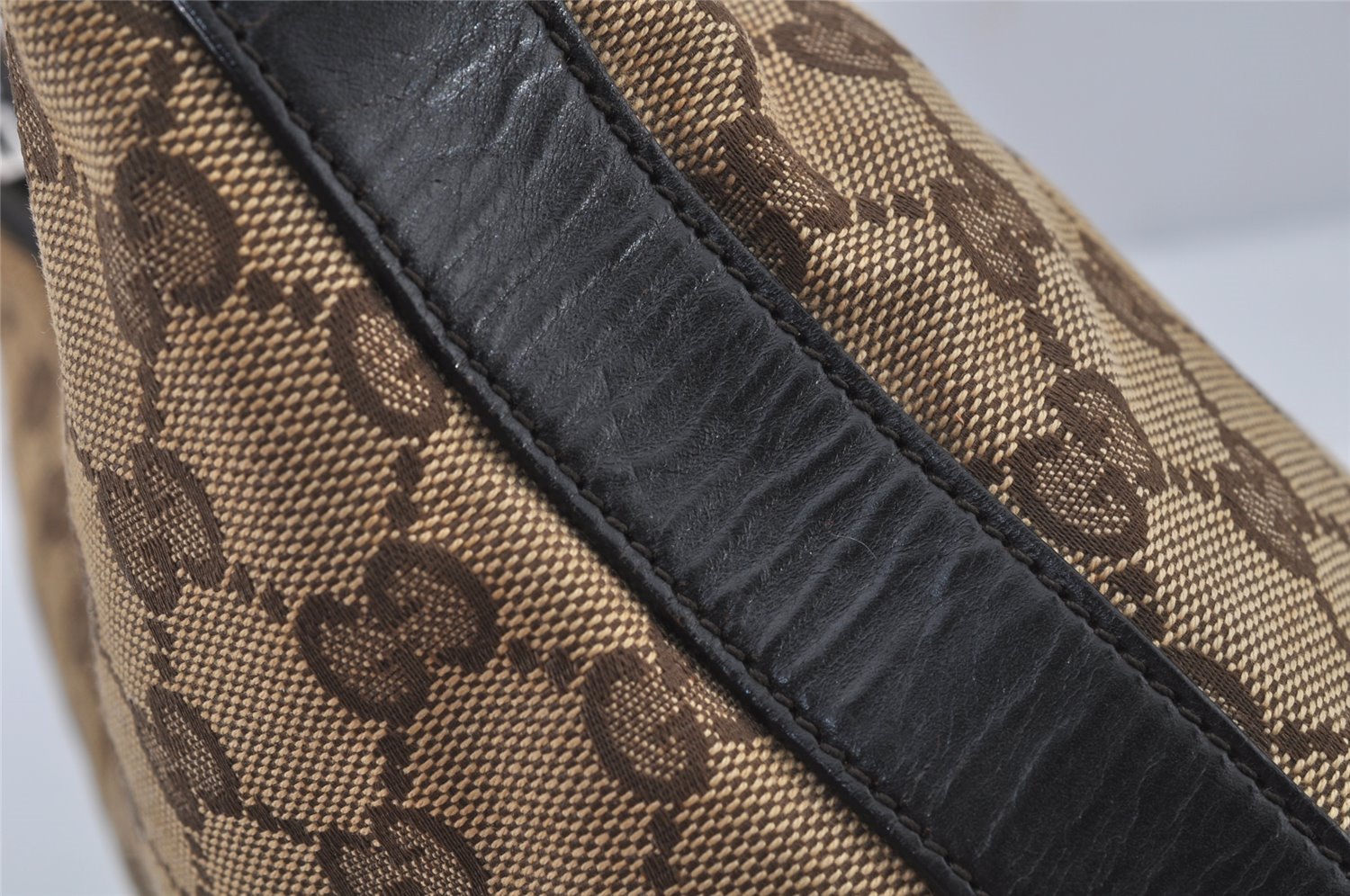 Authentic GUCCI Hand Shoulder Bag Purse GG Canvas Leather 0000602 Brown 8533J