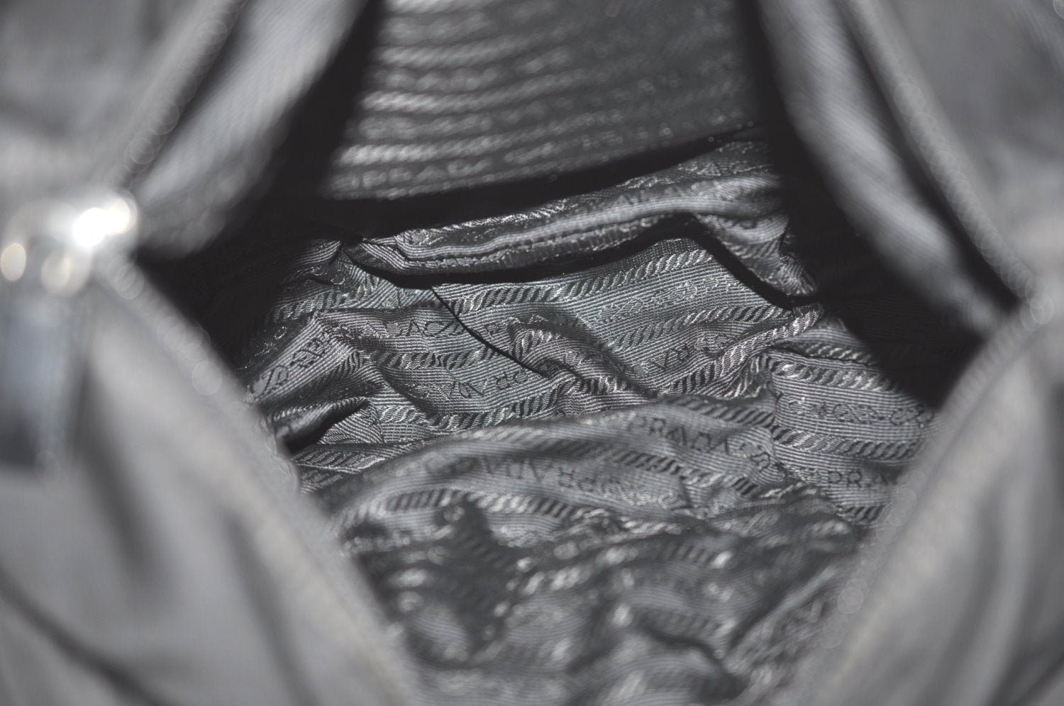 Authentic PRADA Nylon Tessuto Leather Shoulder Cross Body Bag Purse Black 8544I