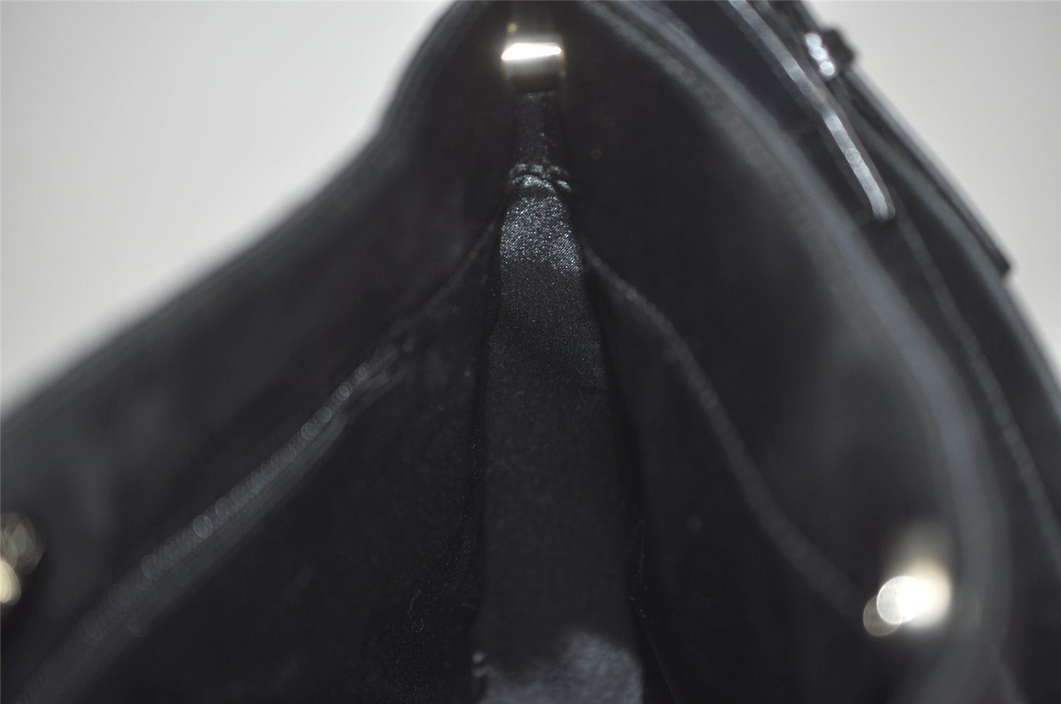 Authentic GUCCI Vintage Shoulder Hand Bag Purse Beads Leather Black 8549I