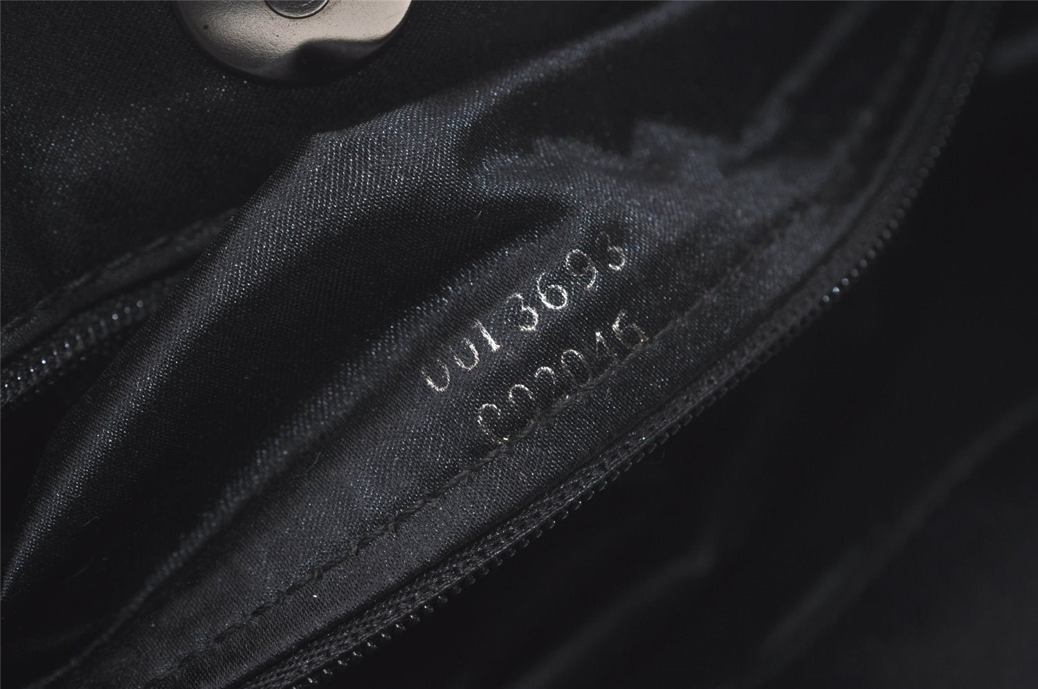 Authentic GUCCI Vintage Shoulder Hand Bag Purse Beads Leather Black 8549I