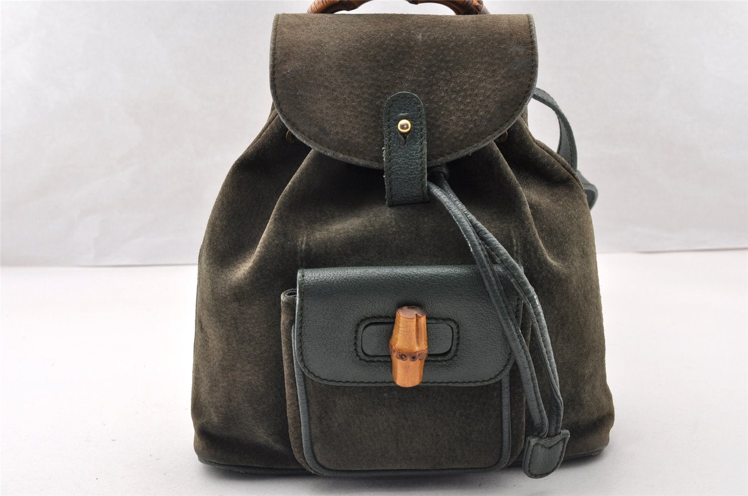 Authentic GUCCI Vintage Bamboo Backpack Purse Suede Leather Green 8554I
