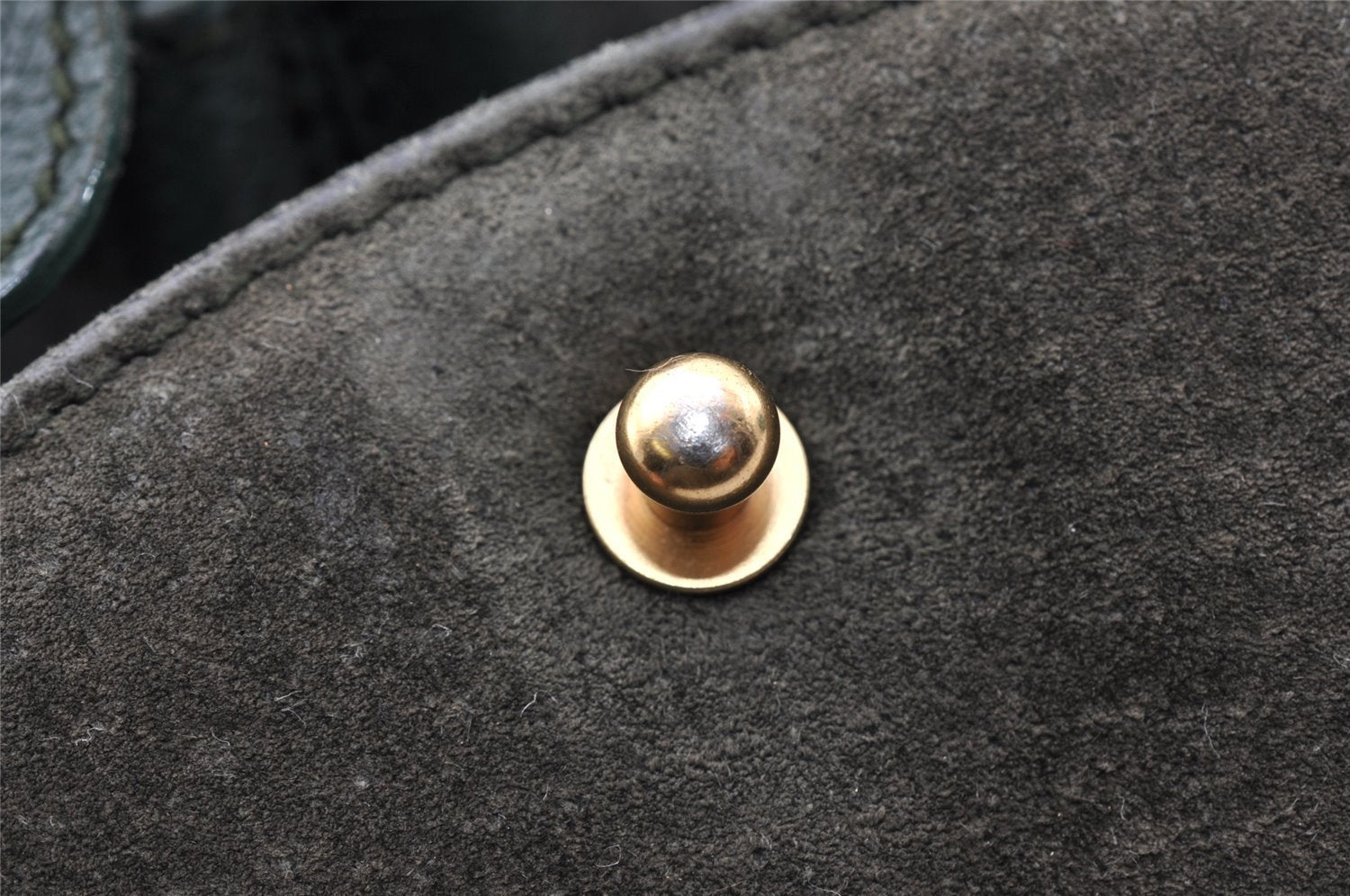 Authentic GUCCI Vintage Bamboo Backpack Purse Suede Leather Green 8554I