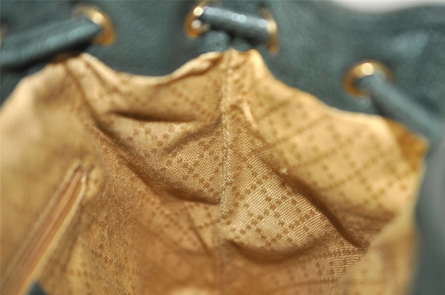 Authentic GUCCI Vintage Bamboo Backpack Purse Suede Leather Green 8554I