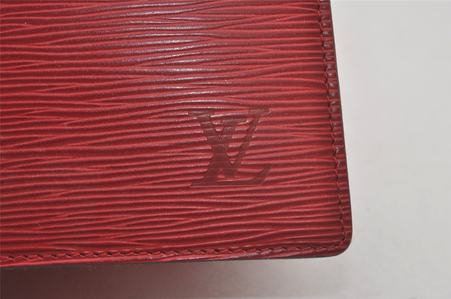 Authentic Louis Vuitton Epi Trousse Crete Clutch Bag Red M48417 LV 8555I