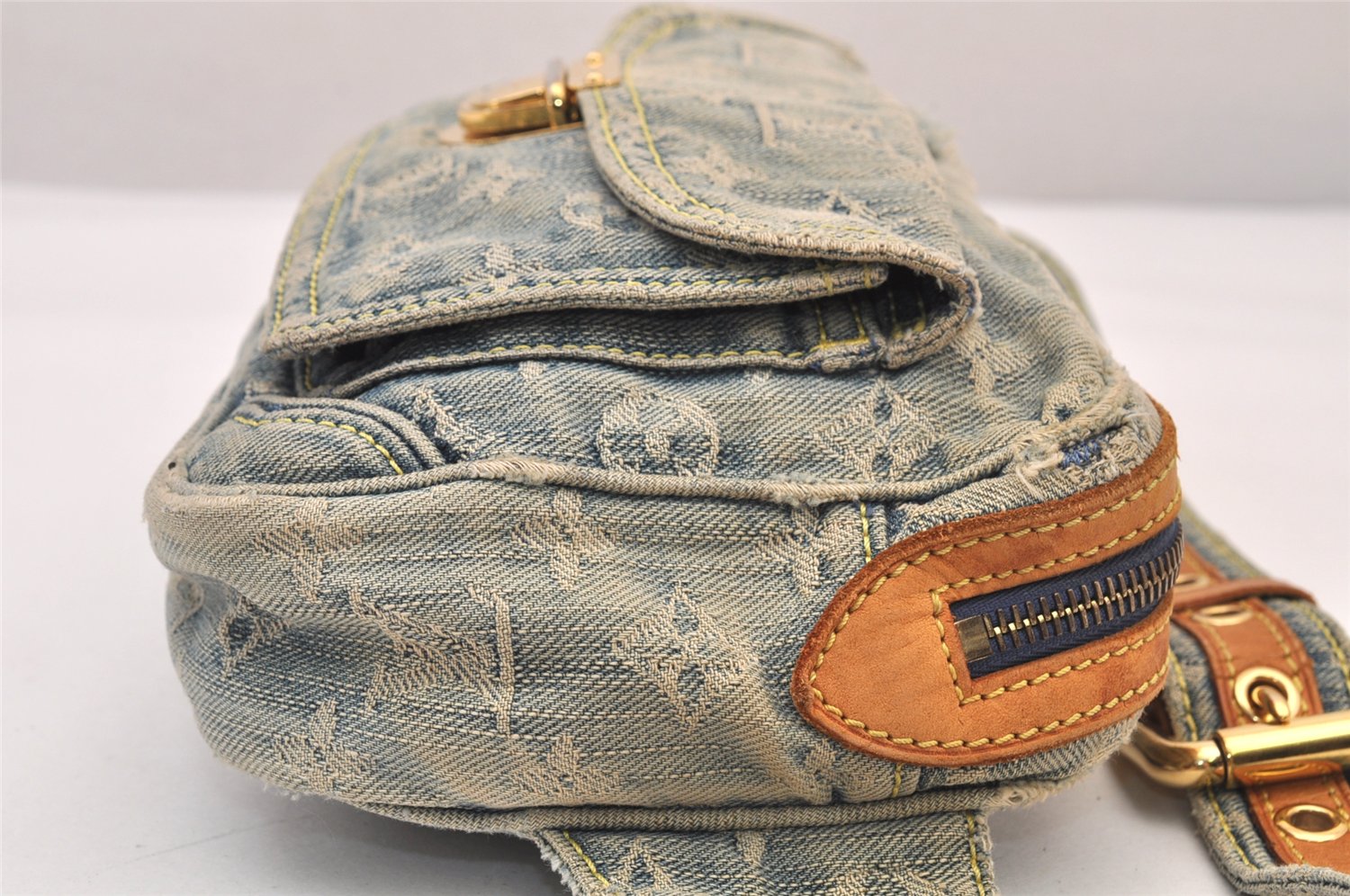 Authentic Louis Vuitton Monogram Denim Waist Bum Bag Blue M95347 LV 8564M
