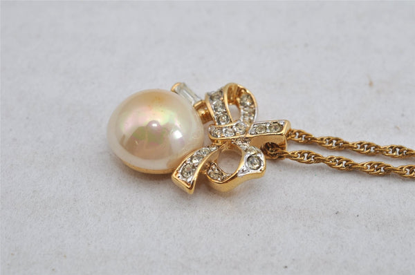 Auth NINA RICCI Imitation Pearl Rhinestone Chain Pendant Necklace Gold 8566J