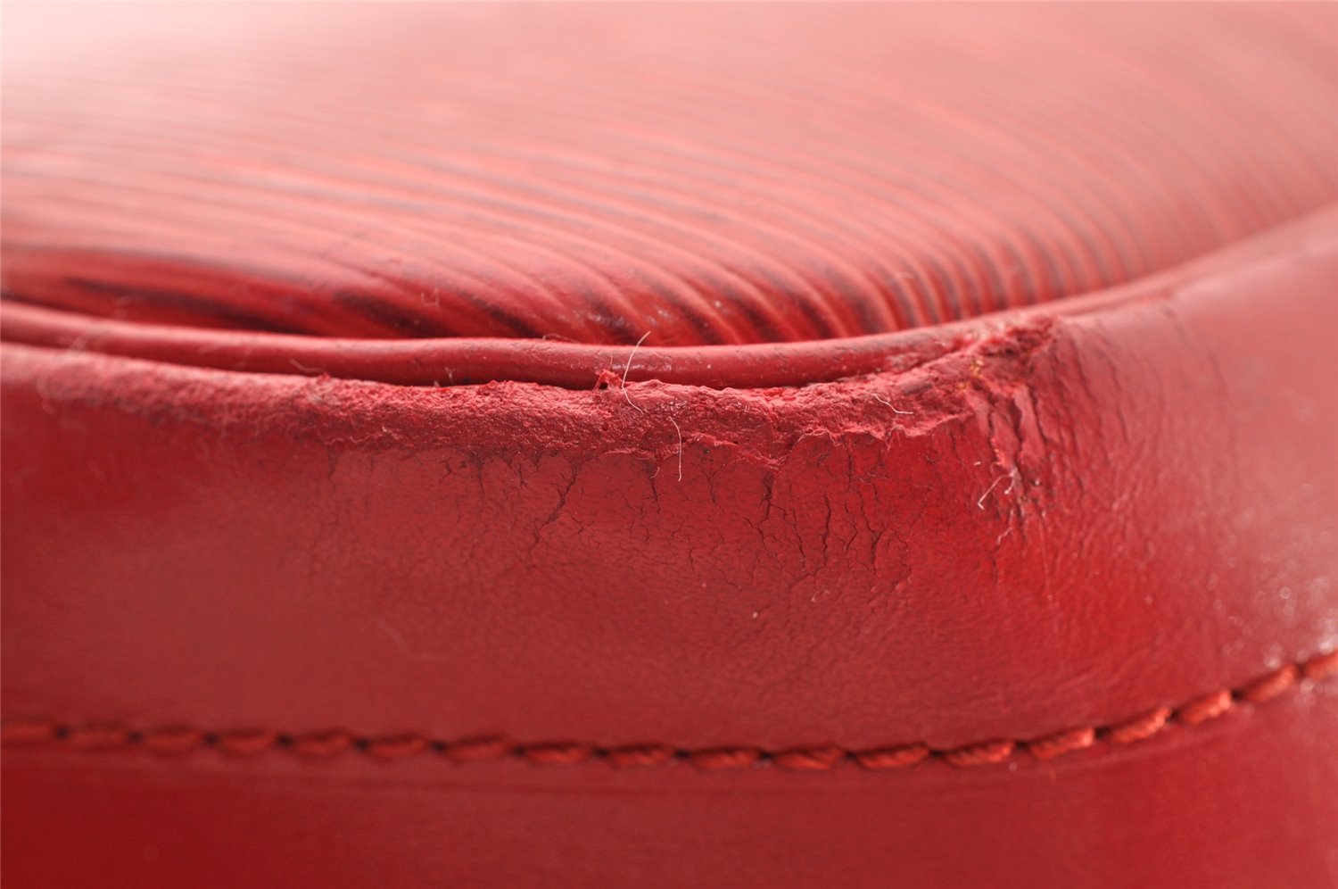 Authentic Louis Vuitton Epi Noe Shoulder Drawstring Bag Red M44007 LV 8571I