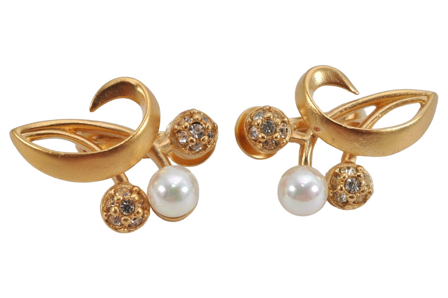 Authentic NINA RICCI Clip-on Rhinestone Imitation Pearl Earrings Gold 8575J