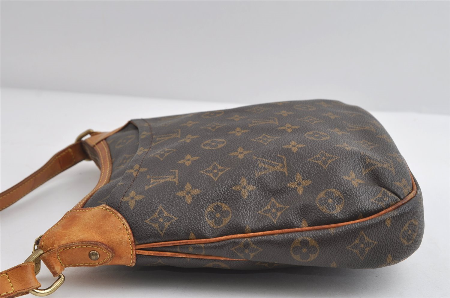 Authentic Louis Vuitton Monogram Odeon PM Shoulder Cross Bag M56390 LV 8593I