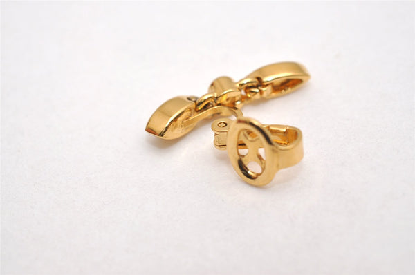 Authentic NINA RICCI Vintage Clip-on Rhinestone Earrings Gold Tone 8593J